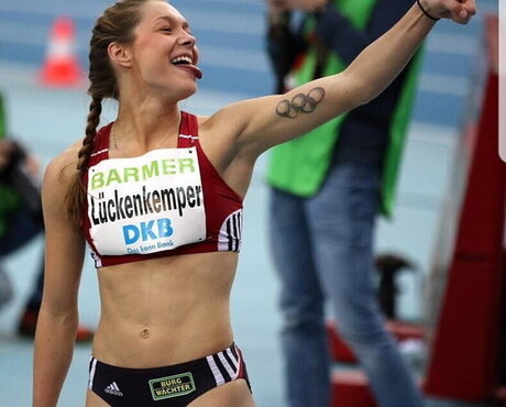 Gina L ckenkemper estrella erótica foto