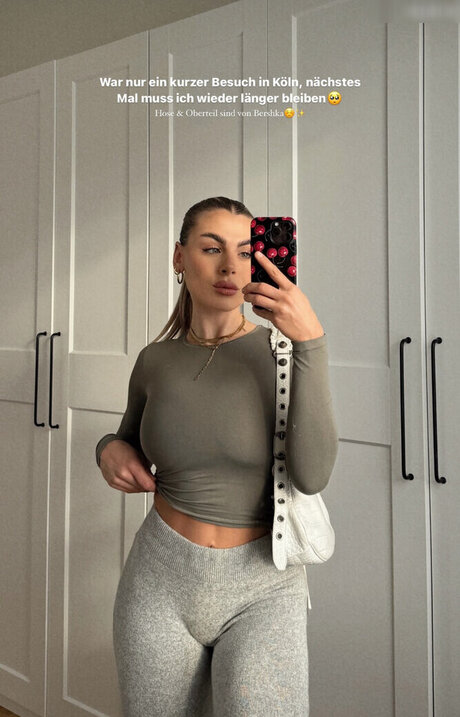 Lenaknk actrice pornographique galeries