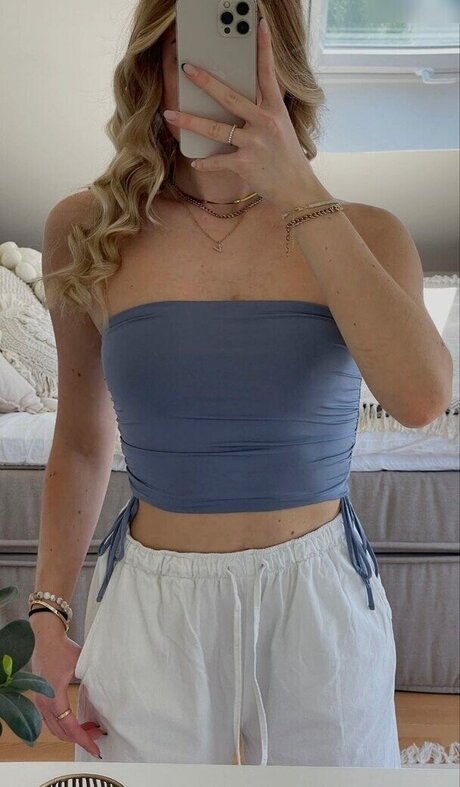 Vallixpauline actrice parfaite galeries