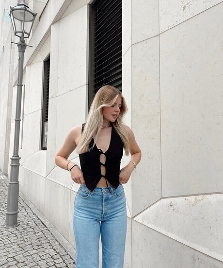 Vallixpauline modelo desnudos archivo