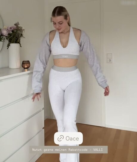 Vallixpauline actriz desnuda foto