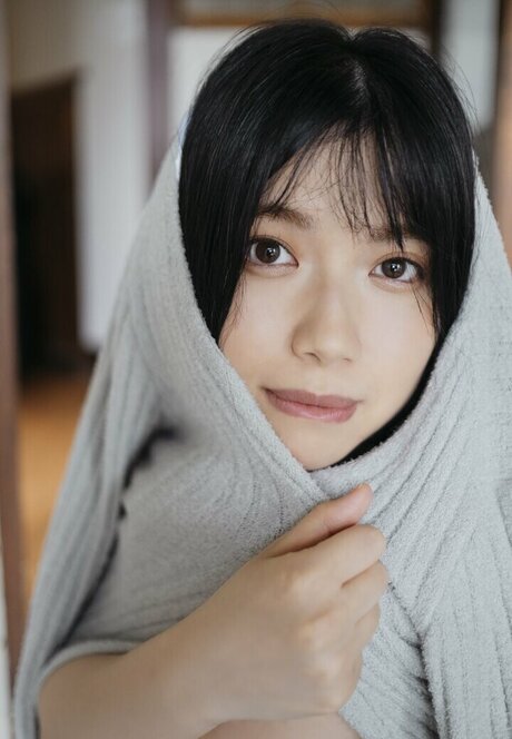 Nozomi Ishihara modèle magnifique img