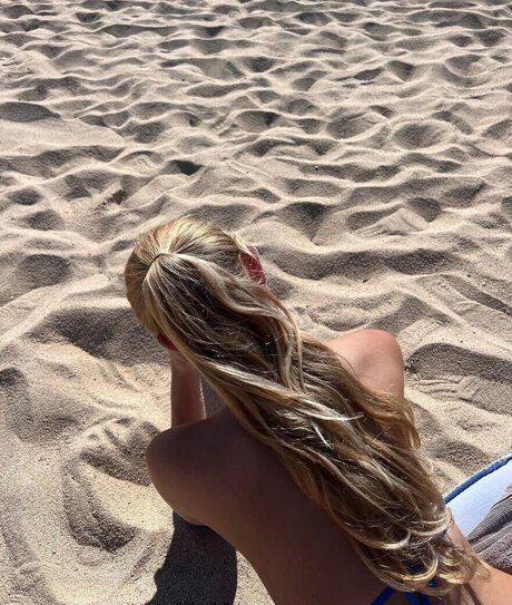 Zoe Kaeppele star du porno nue galeries