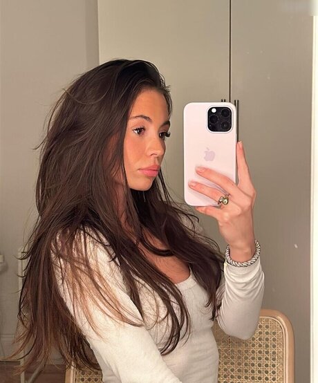 Celina Schacht actrice chaude photo