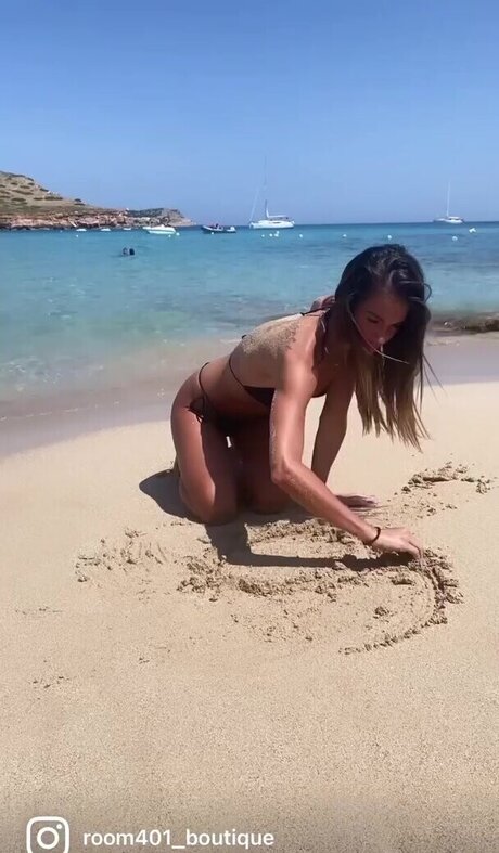 Claudia Magnabosco Miniatura