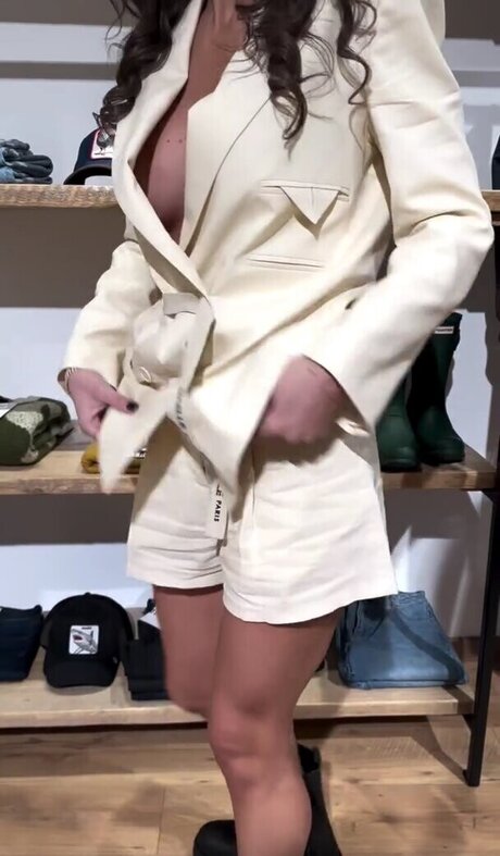 Claudia Magnabosco actrice sexy photos