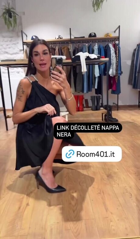 Claudia Magnabosco estrella porno atractiva galería