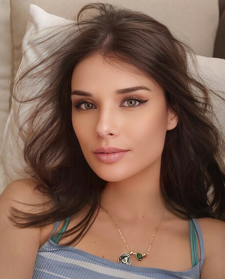 Starling ASMR porn star photo
