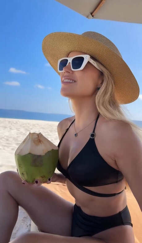 Sylvie Meis star du porno sexy photos