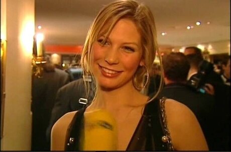 OOPS Deutsch estrella adulta galerías