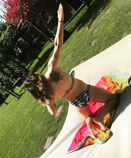 DFB Damen actrice sexy des photos