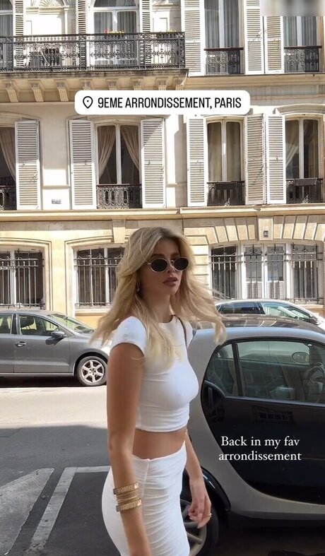 Larissa Neumann star exclusive archive