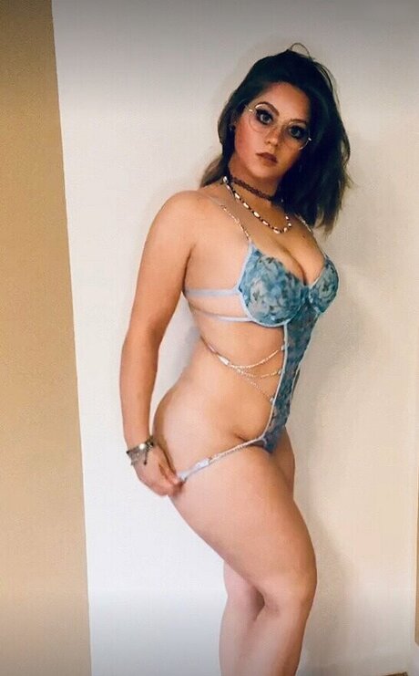 angel ng__ étoile sexy des photos