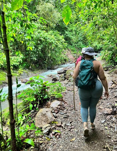 Lila Lovely modelo porno galería