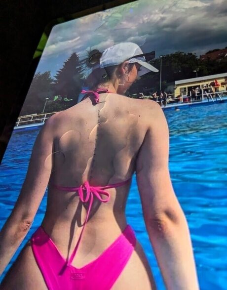 Cum Tributes estrella xxx galerías