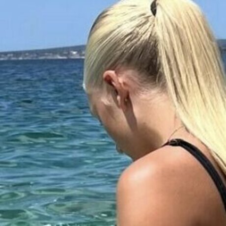 Ellie Maack sex model archive