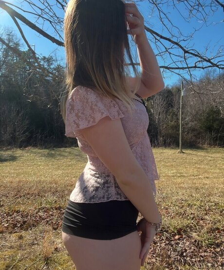 Itzgracierobbins star nudes photo