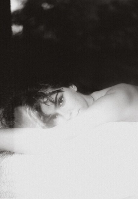 Emeline Faure modelo sexual archivo