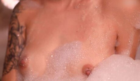 eva oopsy naked pornstar pictures