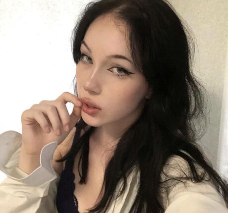 aswrinna modèle chaud galerie