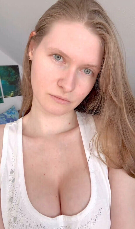 InaSilja modelo hermosa imagen