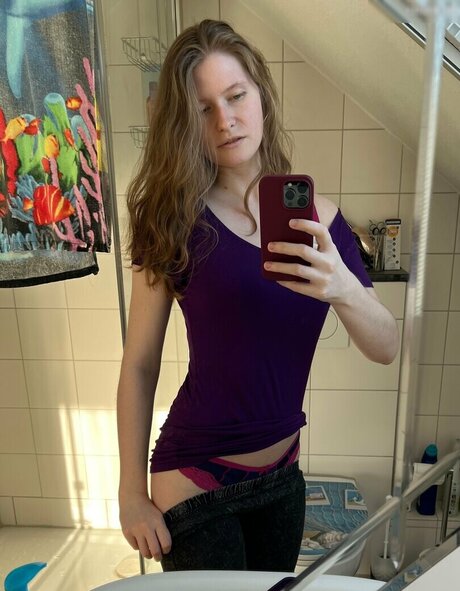 InaSilja estrella agradable imagen