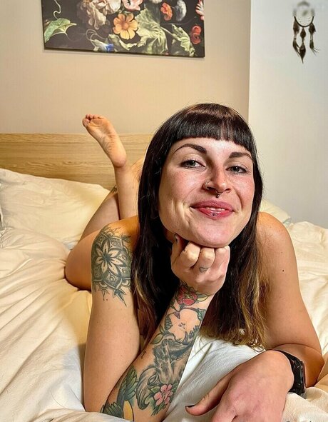 Lenaxfuchs lena fuchs actrice de grande qualité photo