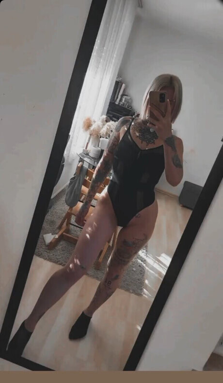 Typischblonnd modelo erótico recopilación