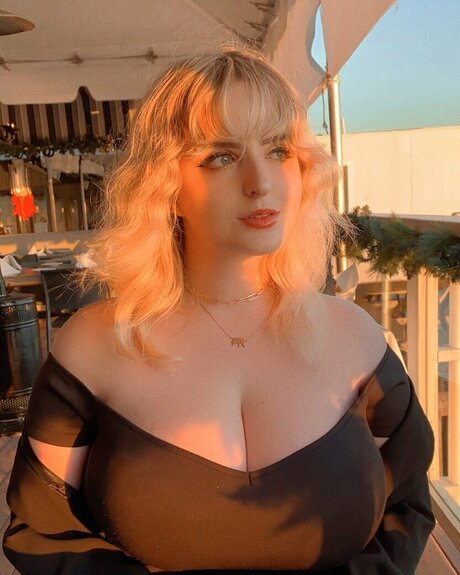 Aretteepls star du porno nue archive