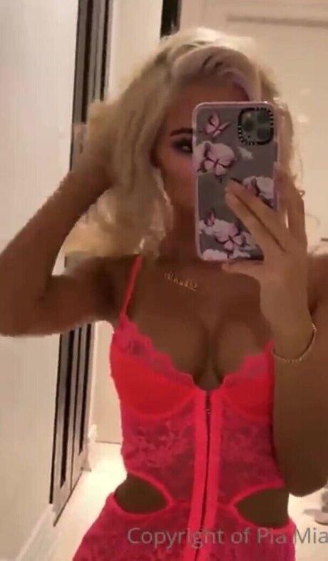 Pia Mia Perez étoile xxx img