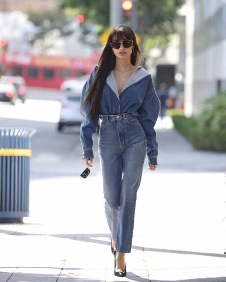 Pia Mia Perez modelo libre foto