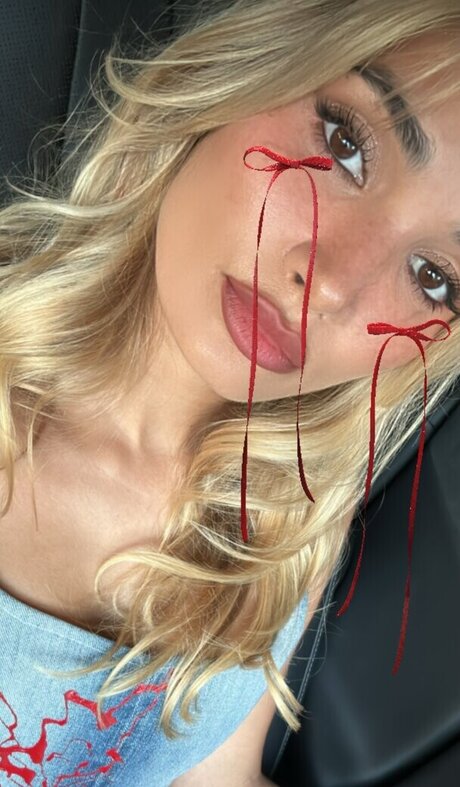 Pia Mia Perez estrella hermosa foto