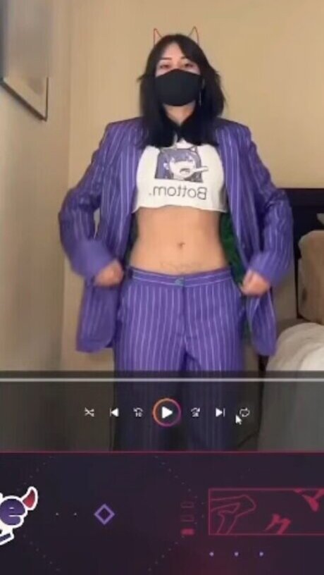 Akuma Nihmune pornstar high quality photo