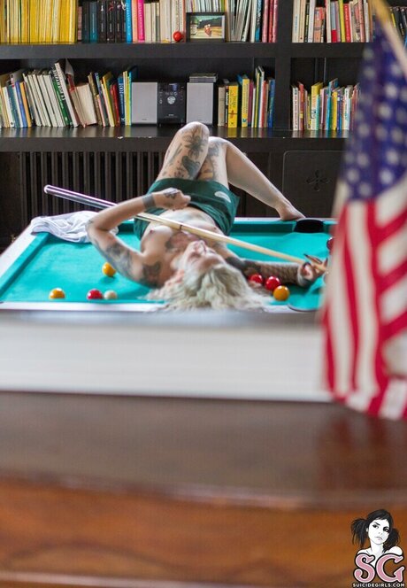 gladycesuicide étoile exclusive images