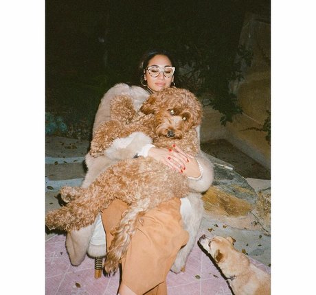 Meaghan Rath estrella exclusiva imágenes