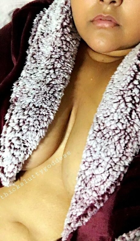 thckslutgoddess star pornographic photo