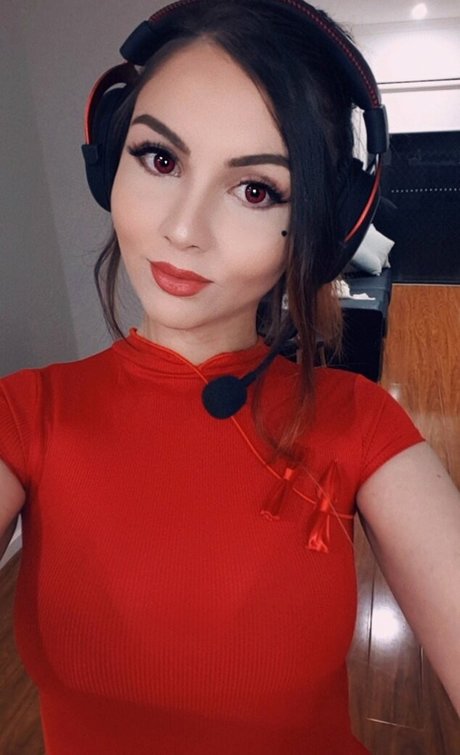 Aliythia estrella porno fotos