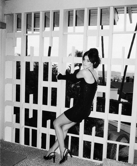 Camila Morrone star pornographique images