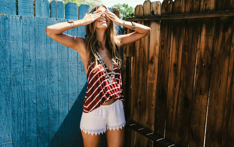 Camila Morrone modelo hd archivo