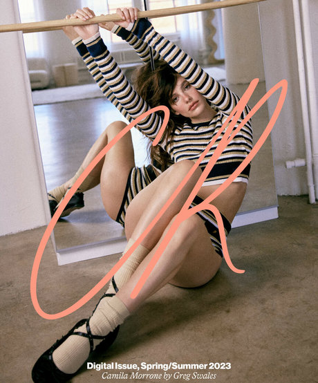 Camila Morrone étoile magnifique galeries