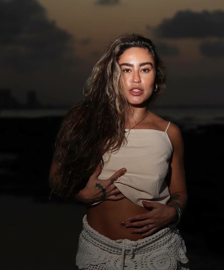 Amy Reis estrella xxx imagen