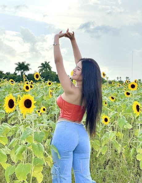 Karina Guerrero actrice pornographique galeries