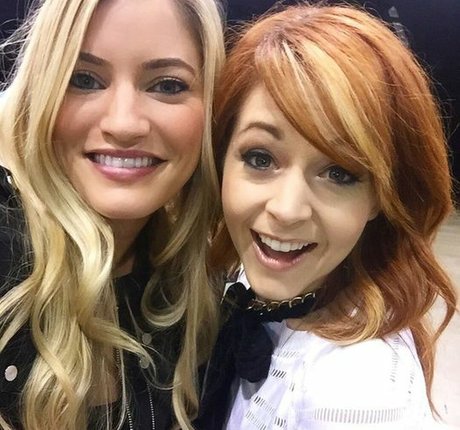 Lindsey Stirling modelo sexy archivo