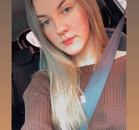 lauratavora Miniature