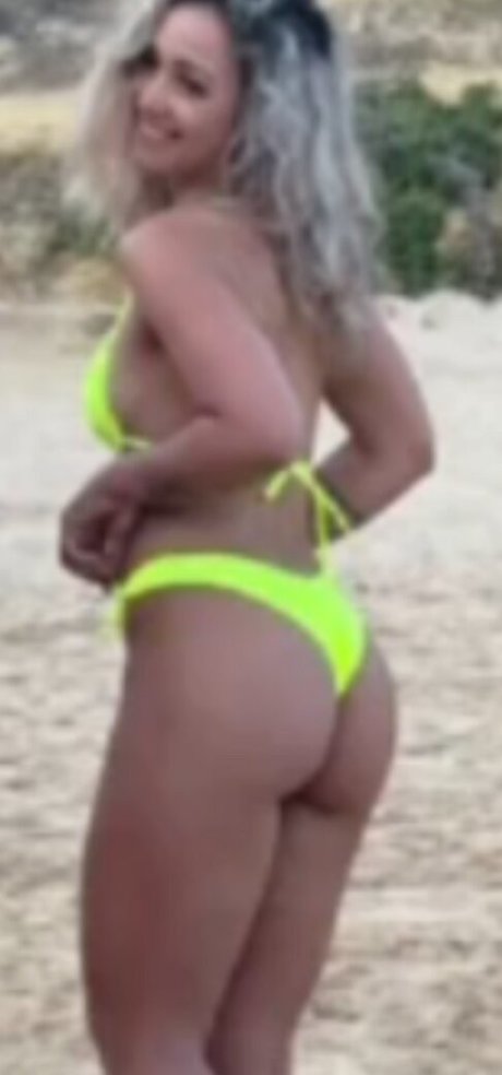 lauratavora estrella exclusiva archivo