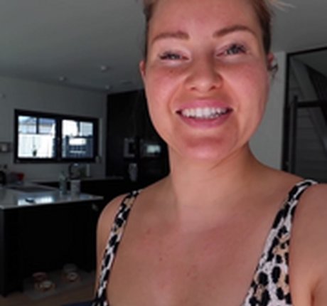 Maren Wolf bonita actriz foto