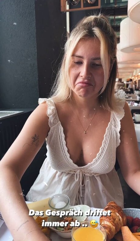 Maren Wolf libre de estrellas foto