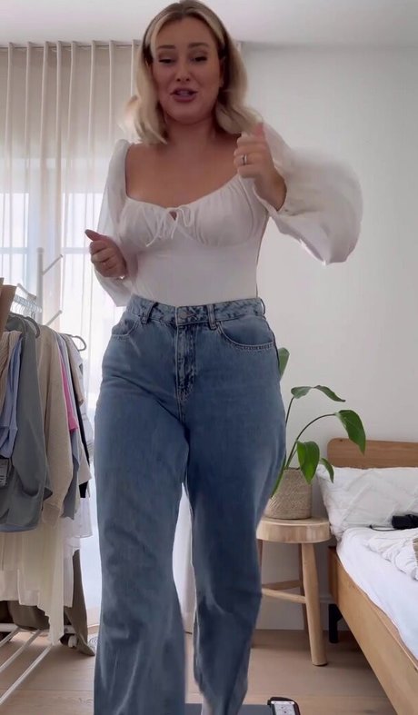 Maren Wolf actriz atractiva fotos