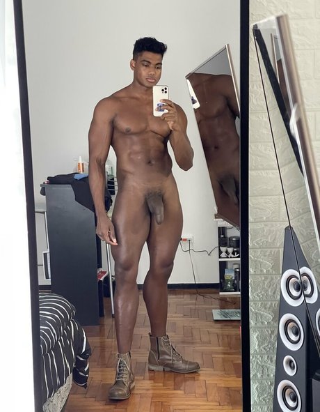 imroger free nudes star pics