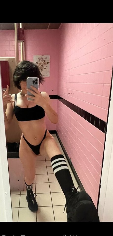 kittenonymous estrella porno hd galería